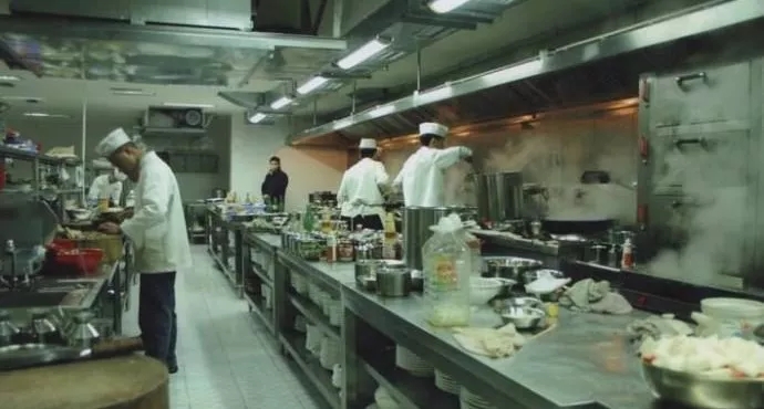 酒店空氣源熱泵廚房余熱回收系統 酒店空氣源熱泵廚房余熱回收系統